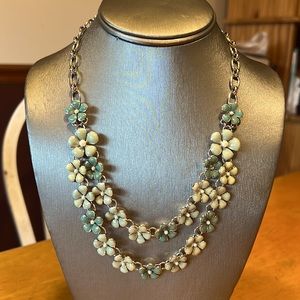 Talbots 19” silver daisy necklace